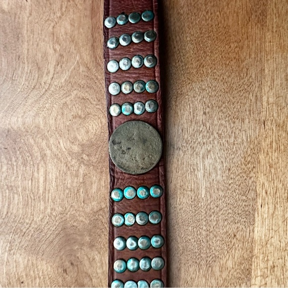 Timbuktu | Vintage Distressed Leather Coin Belt - Picture 7 of 10